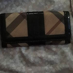 Burberry wallet